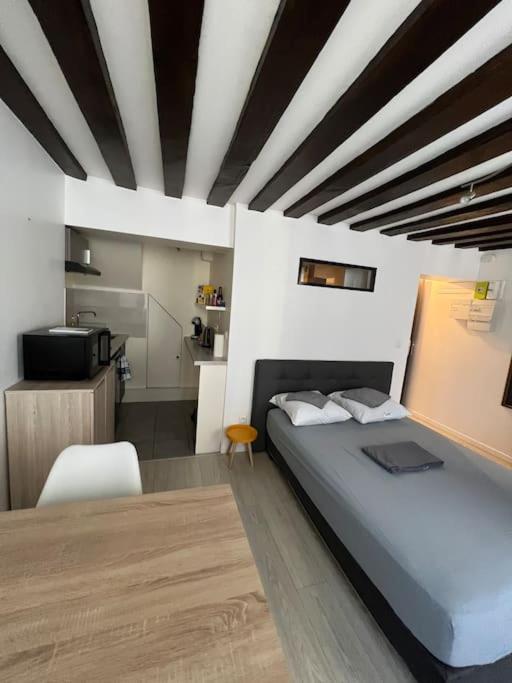 Appartement Vue Cathedrale- Centre Ville Meaux-Gare-Disney 외부 사진