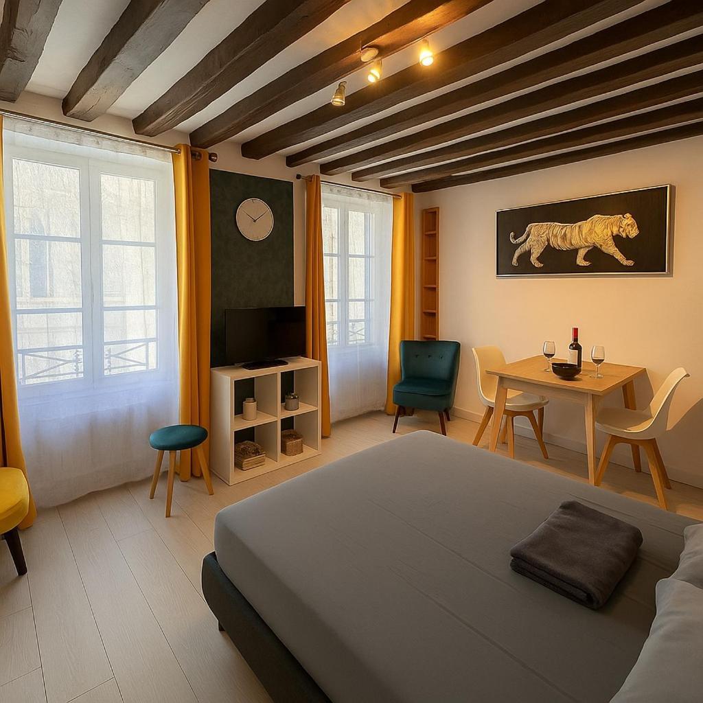 Appartement Vue Cathedrale- Centre Ville Meaux-Gare-Disney 외부 사진